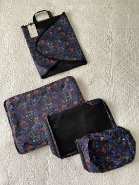 Robert Graham Multicolor Abstract Travel Packing Compression Cube 4 Bags Set NWT